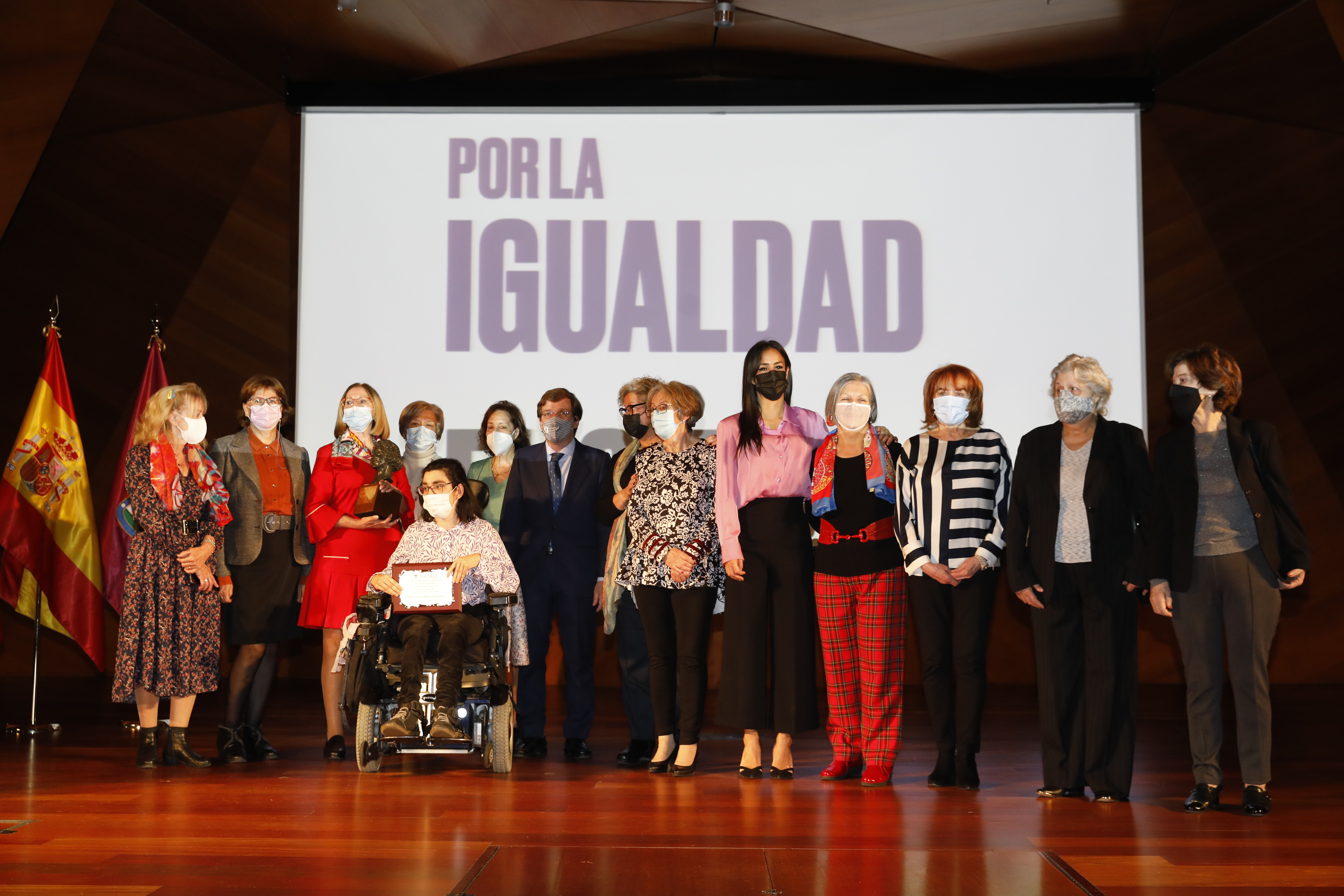 Foto de familia del acto institucional con motivo del Día Internacional de la Mujer
